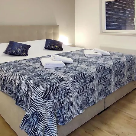 Basilea Apartment *